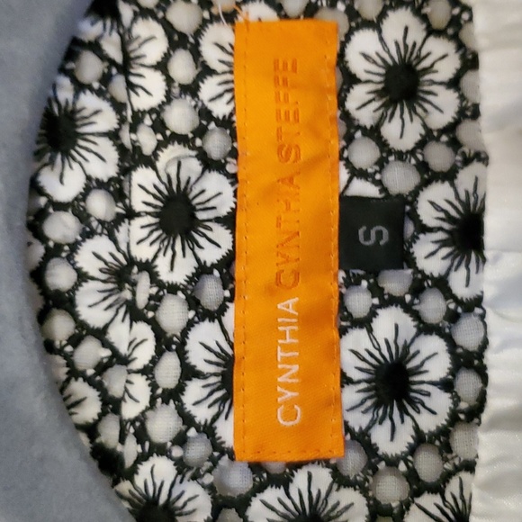 Cynthia Steffe Eyelet Floral 3/4 Sleeve Coat In White And Black Size S - Picture 6 of 9